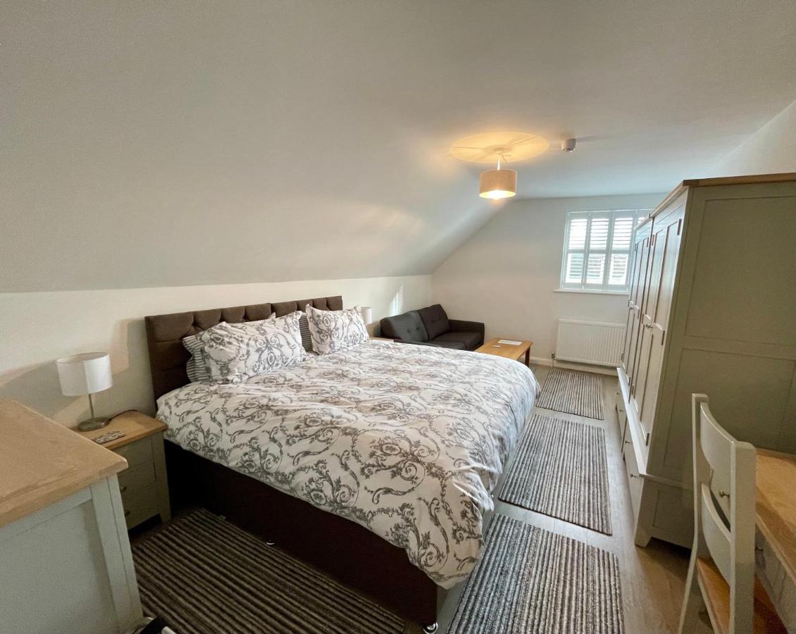 Hotel Cotswold Hare Cirencester Esterno foto