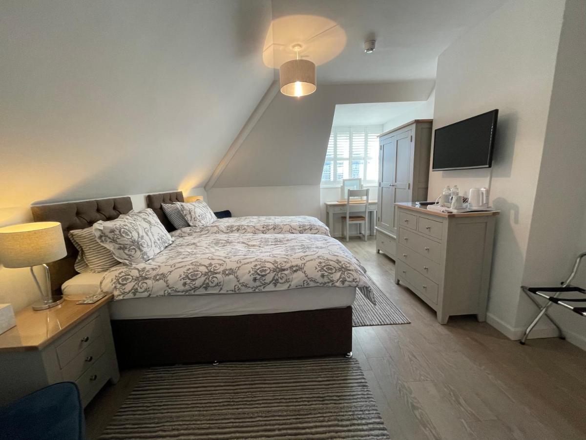 Hotel Cotswold Hare Cirencester Esterno foto