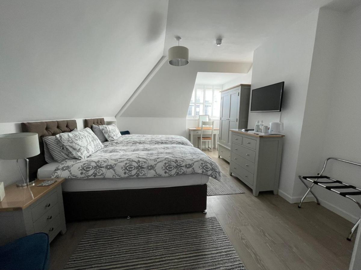 Hotel Cotswold Hare Cirencester Esterno foto