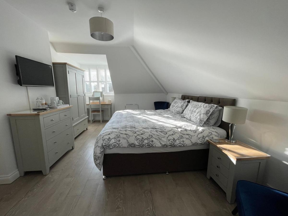 Hotel Cotswold Hare Cirencester Esterno foto