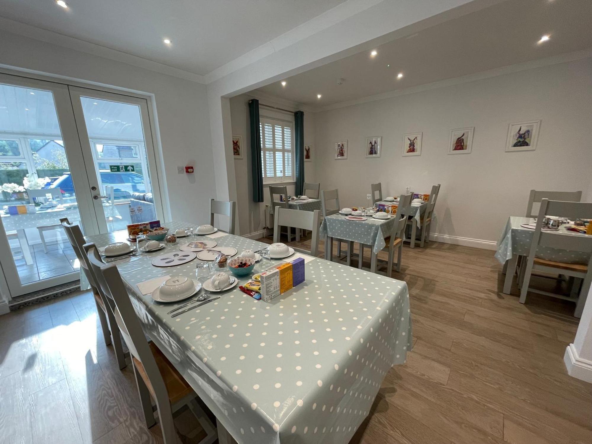 Hotel Cotswold Hare Cirencester Esterno foto